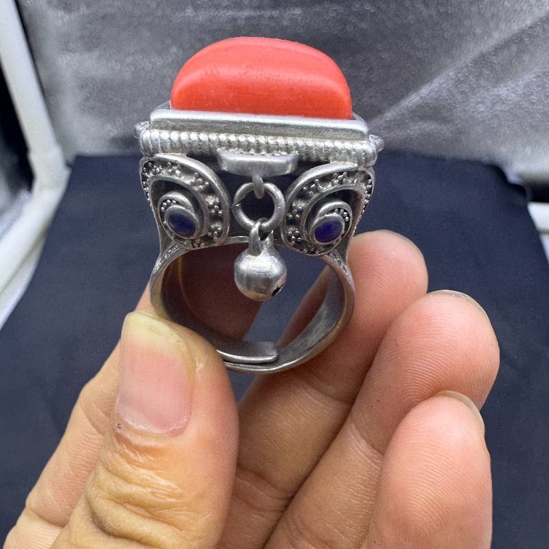 Anel Ajustável Antigo de Prata - Vintage Collectible Bells avaliação e preço