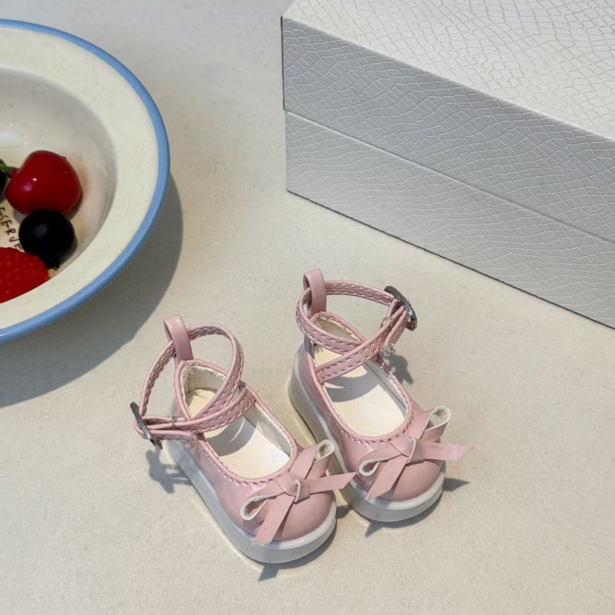 Sapatos de Boneca com Laço Mar - Vintage Collectible Shoes avaliação e preço