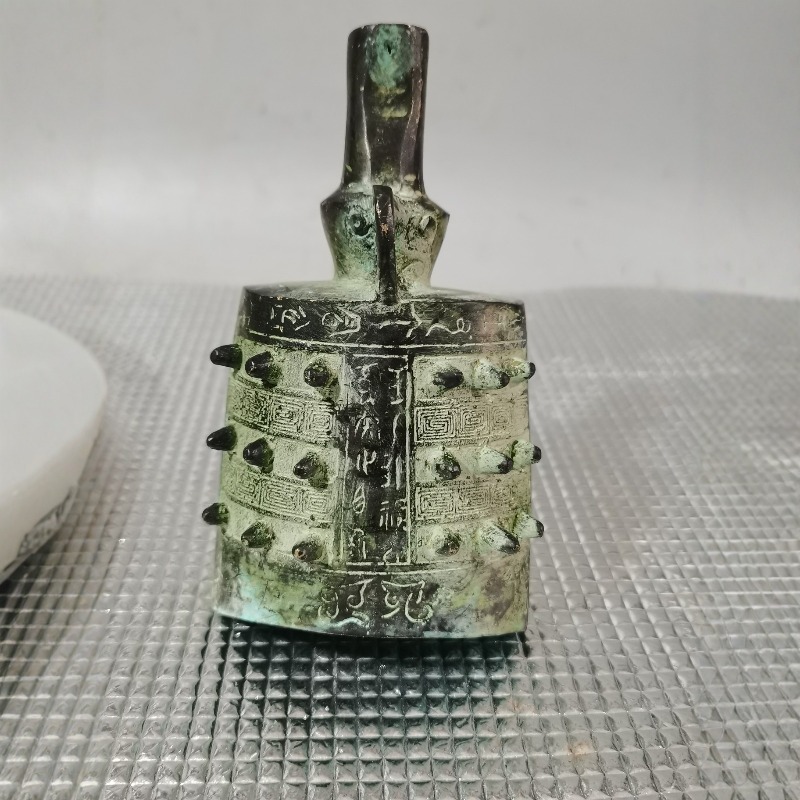 Sino de Metal Vintage Verde En - Vintage Collectible Bells avaliação e preço