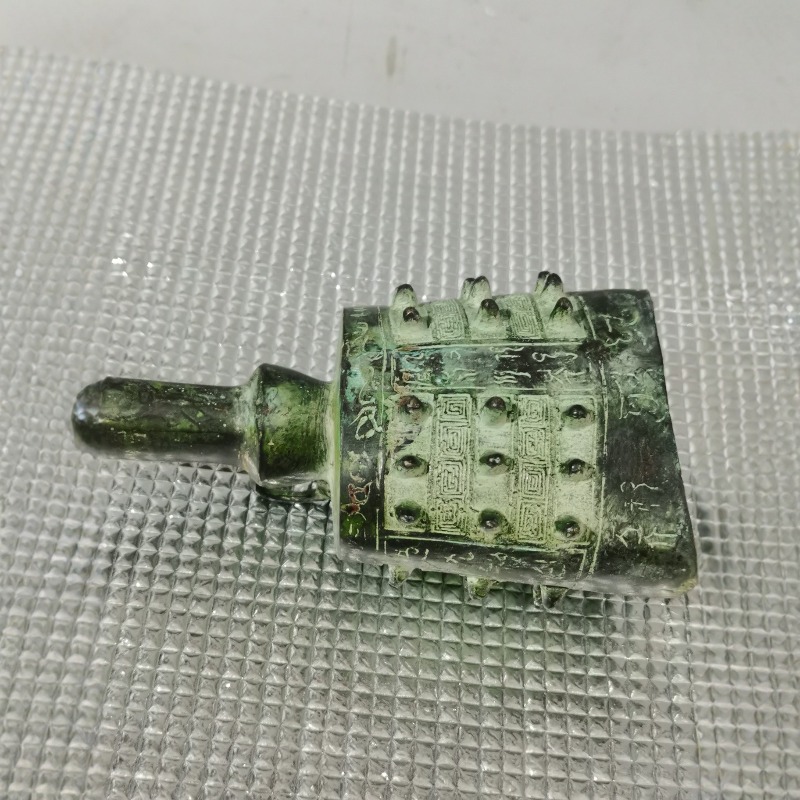 Sino de Metal Vintage Verde En - Vintage Collectible Bells avaliação e preço