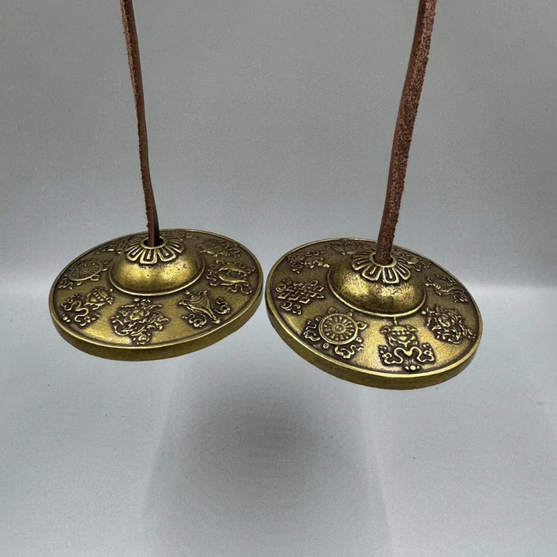Níbor de latão, design de drag - Vintage Collectible Bells avaliação e preço
