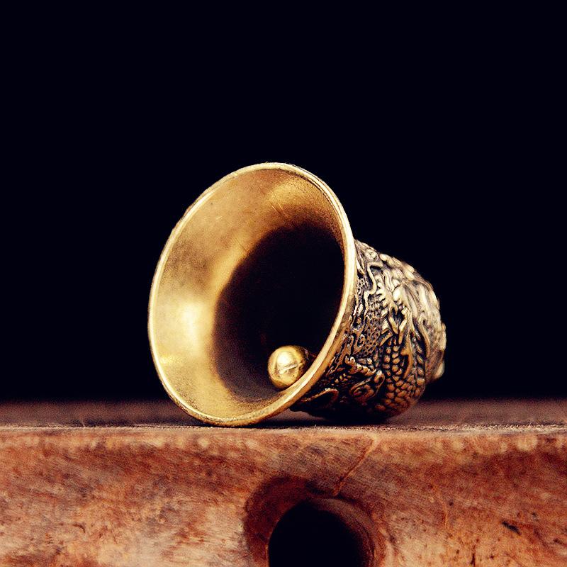 Sino de bronze vintage esculpi - Vintage Collectible Bells avaliação e preço