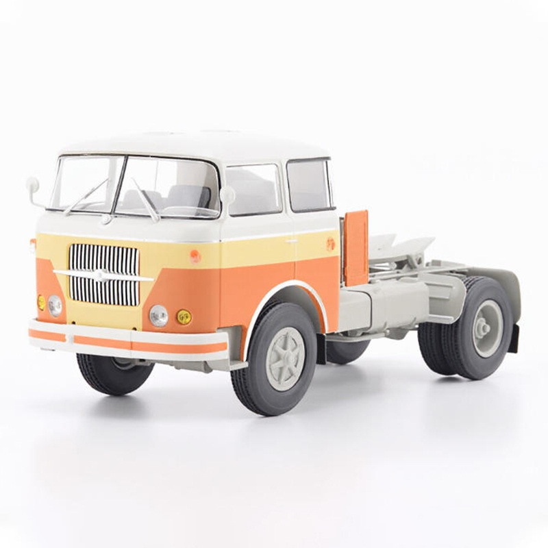 Modelo em Escala 1:43 de Liga  - Vintage Collectible Trucks avaliação e preço